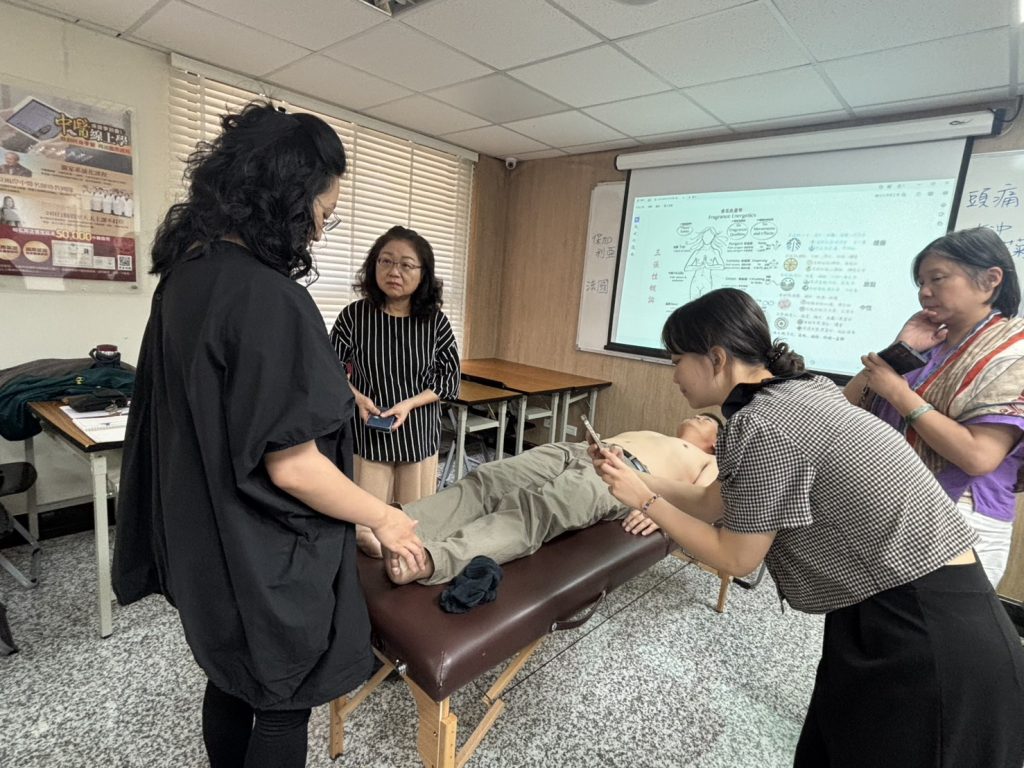 交流回顧-【自然醫學】芳香療法與穴位保健的完美結合
